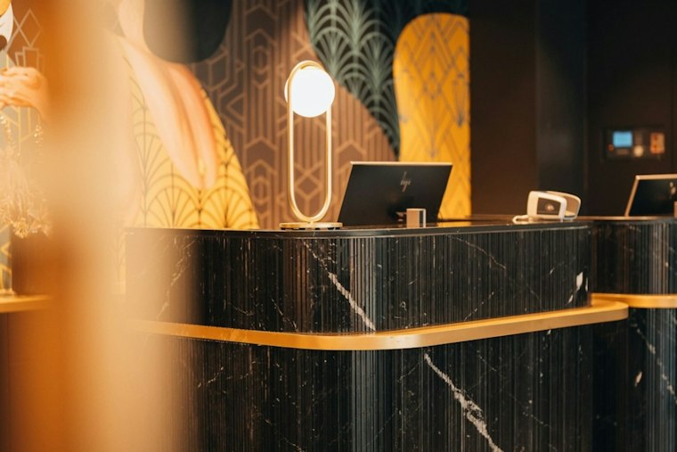 Endeavor Hotels Grabs Lombard Embassy Suites for $24M After Foreclosure