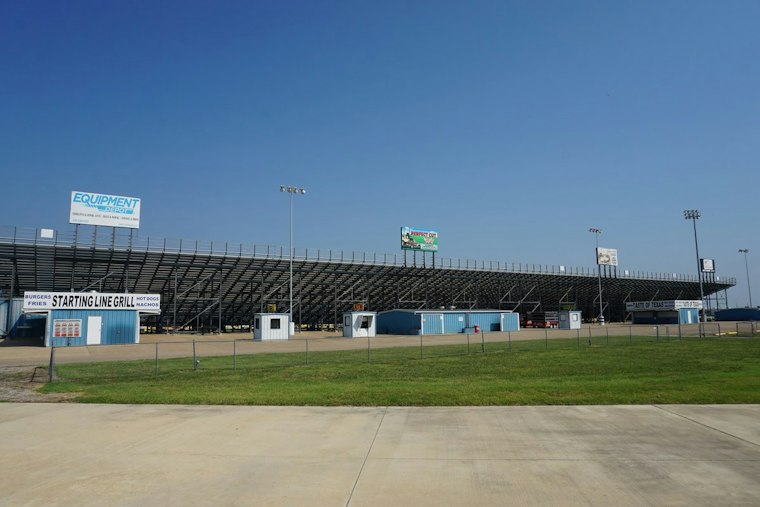 Ennis Track Braces for 12,000-HP Dragsters as Langdon Chases History