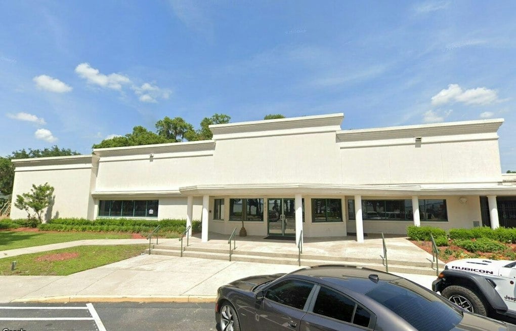 Eustis Weighs $70M Waterfront Deal as Residents Fight to Save Community Center