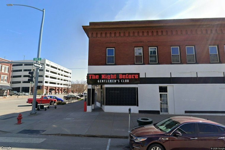 Ex-Nebraska Liquor Chief Pleads Guilty to Taking Cash, Sex From Strip Clubs
