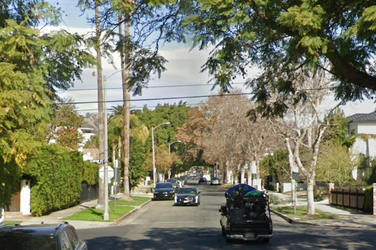 Fairfax District's 'Trash House' Piles Up Again After City Cleanup