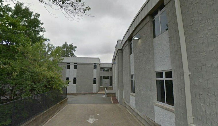 Fairfield Islamic School Packs 313 Students Into Building Approved For 90