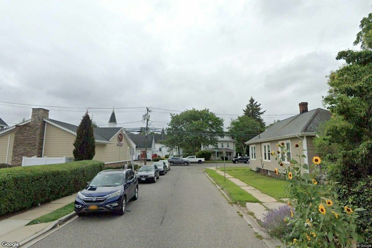 Farmingdale Man Chases Son With Machete After Threatening Mom With Boxcutter