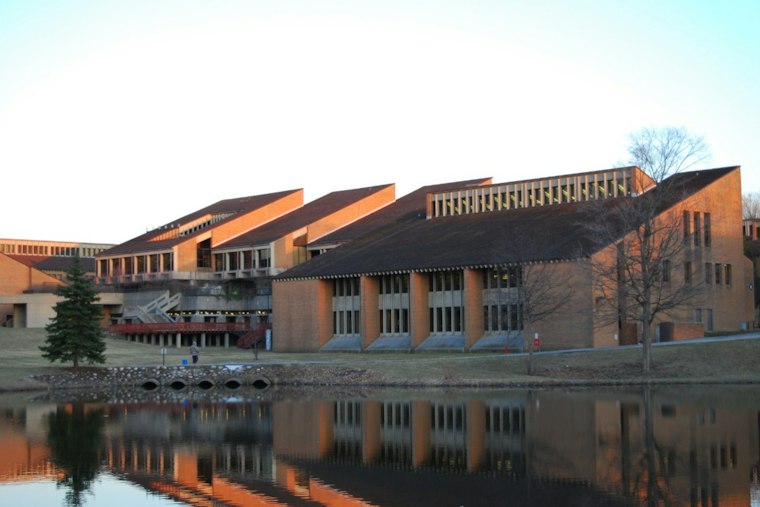 Farmington Hills College Approves Lease for New Little Caesars Youth Hockey Arena