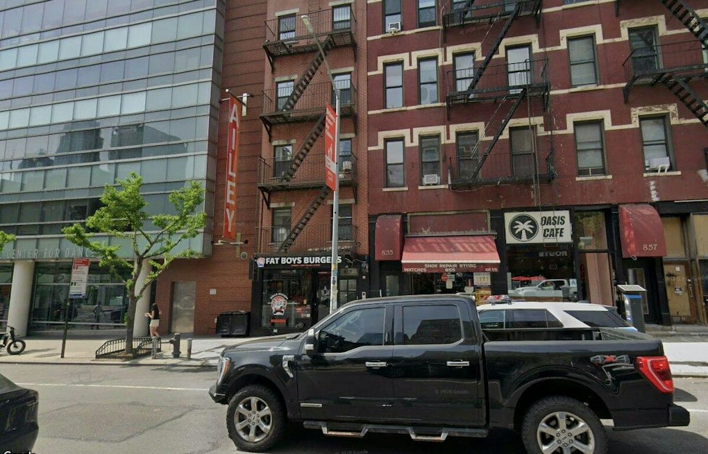 Fat Boys Burgers Flames Out on First Avenue After Just One Year