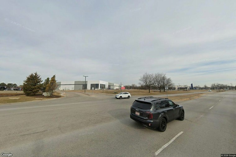 Fatal Elmhurst Crash Shuts Down Grand Avenue Tuesday Night