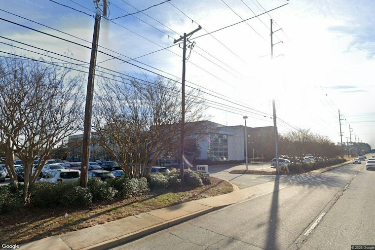 FCC to Vote on Letting SC Prisons Jam Cellphones After Guard's Shooting