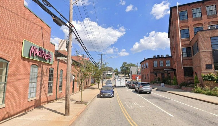 Federal Hill's Columbus Parade Draws Crowds as 80-Plus Vendors Fill Atwells Avenue