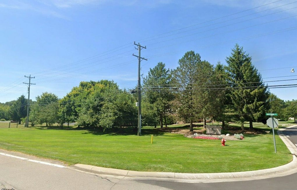 Fiber-Optic Cable Damage Along M-24 Shuts Down Lake Orion, Oxford Schools