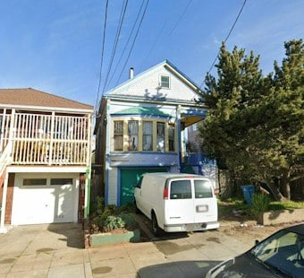 Fire-Gutted Oceanview Shack With Squatters Sells for $555K, $106K Over Ask