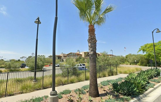 Fire-Spitting Helicopter Buzzes Newport Beach Country Club for SEAL Gala