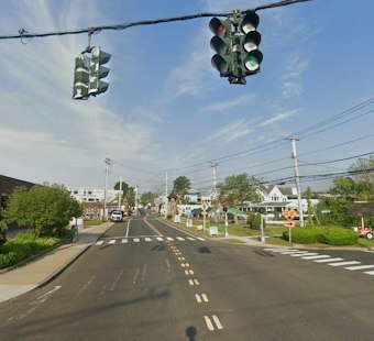 Five Men In Black Audi Rob Milford Victim At Knifepoint, Police Say