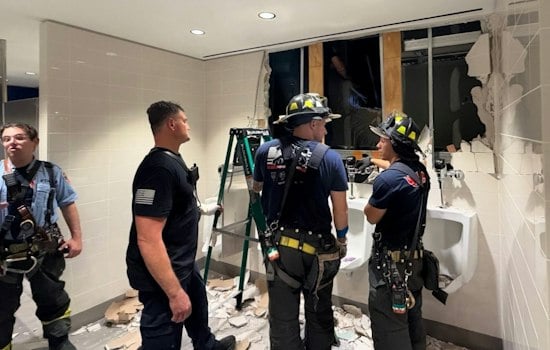 Five Trapped 32 Floors Up at 3 World Trade Center, FDNY Rescues Them