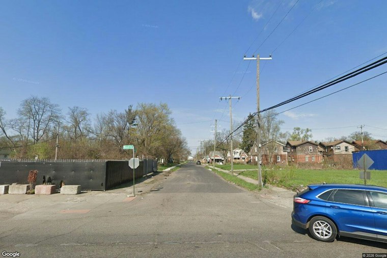 Fleeing Suspect Hits Two Detroit Officers, Two Patrol Cars Near Wyoming Ave