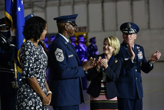 Florida Man Tracks Down Retired Four-Star General at Fair Oaks Ranch Home