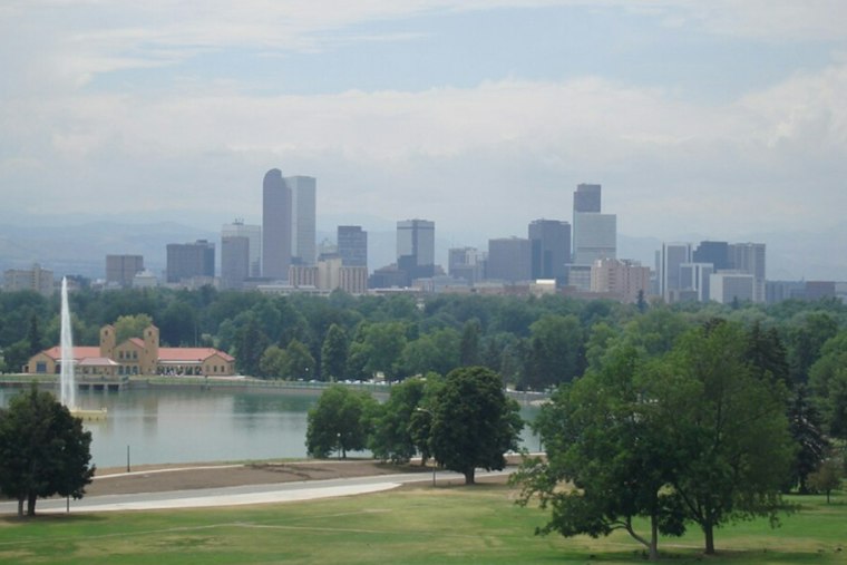 Fog-Shrouded Denver Commute Gives Way to Mile High Warmup