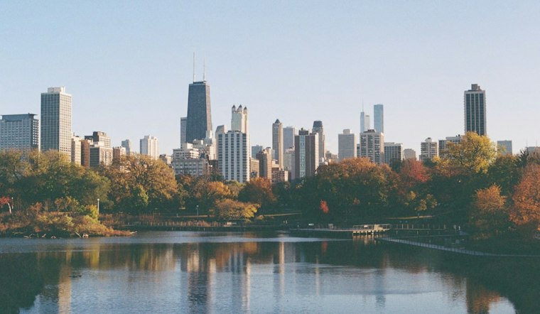 Foggy Chicago Commute Clears, Sun-Soaked 60s Stretch Into Weekend
