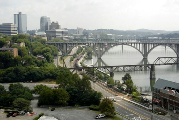 Foggy Knoxville Morning Sizzles Into 80s Before Weekend Frost Shock