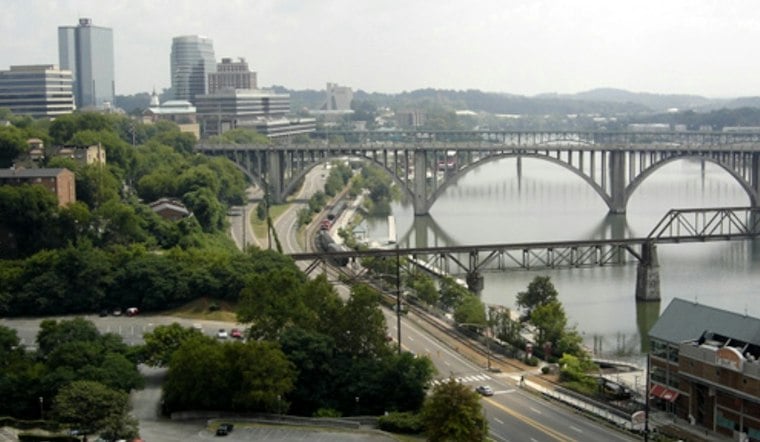 Foggy Knoxville Morning Sizzles Into 80s Before Weekend Frost Shock