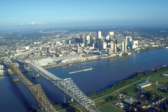 Foggy New Orleans Morning Melts Into 85-Degree Sizzler Before Fall Chill Blows In