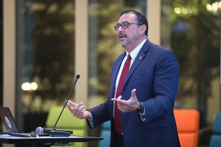 Fontes, Kolodin Clash Over Cartel Jab, Mail Voting In Final Phoenix Debate