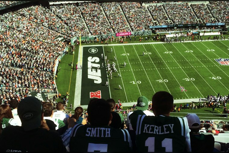 Former Jets Executive’s Suit Joins Dispute Over Harassment Allegations