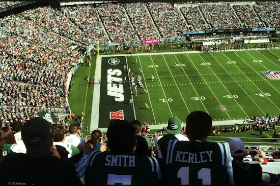 Former Jets Executive’s Suit Joins Dispute Over Harassment Allegations