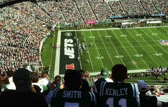 Former Jets Executive’s Suit Joins Dispute Over Harassment Allegations