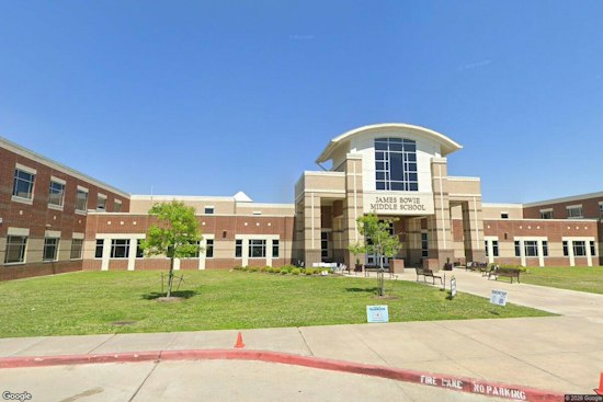 Fort Bend ISD Apologizes After Guards Oust Poll Workers at James Bowie Middle
