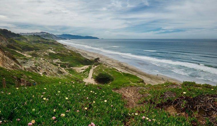 Fort Funston Cliff Rescue Underway for Two Adults, Two Dogs Stranded on Bluff