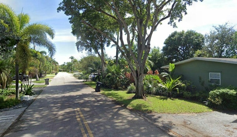 Fort Lauderdale Mail Carrier Busted for DUI, Brushes Teeth Mid-Sobriety Test