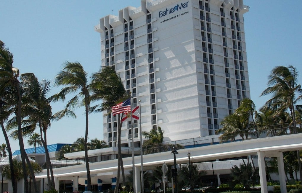 Fort Lauderdale's St. Regis Bahia Mar Unveils One-Acre Private Club for Owners Only