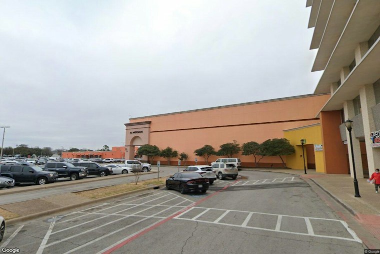 Fort Worth Police Hunt Man Who Exposed Himself to Rideshare Driver Near La Gran Plaza
