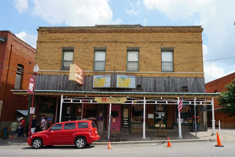 Fort Worth's 90-Year-Old Star Cafe Closes as Stockyards Costs Crush Legacy Eateries