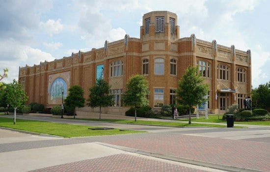 Fort Worth's Cowgirl Museum Shuts Down Oct. 19 for $19M Facelift, Miranda Lambert Gear Included