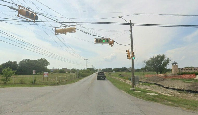 Fort Worth Shoe Sale Turns Into Robbery, Teen Shot Near Sendera Ranch