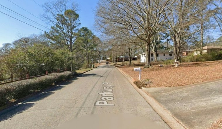 Four Shot During Disturbance Call on Monroe's Parkway Place Overnight