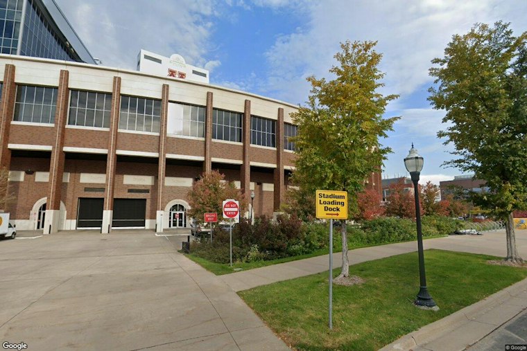 FOX's Big Noon Kickoff Invades Minneapolis, But Gophers Chase 49-Year Jug Drought