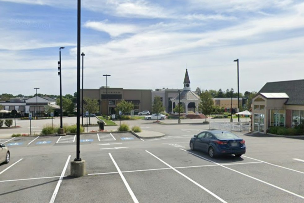 FP Movement Opens First Rhode Island Store at Cranston's Garden City Center