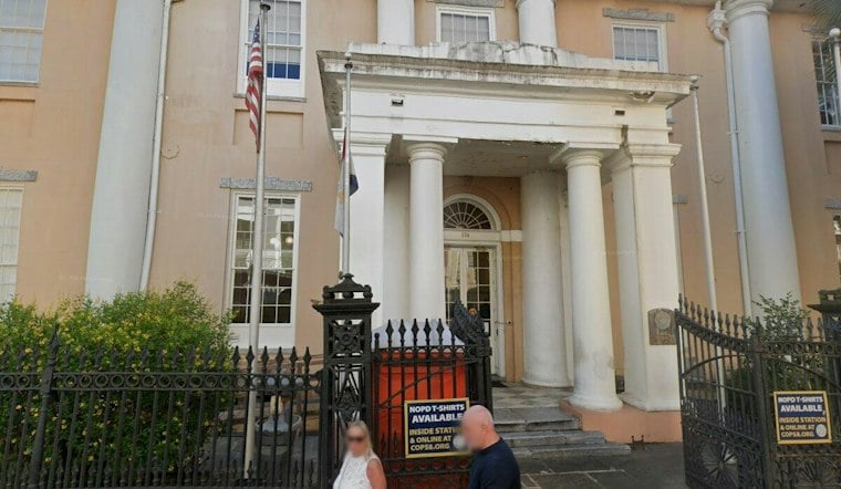 French Quarter Robbery Involved Phone and Wallet