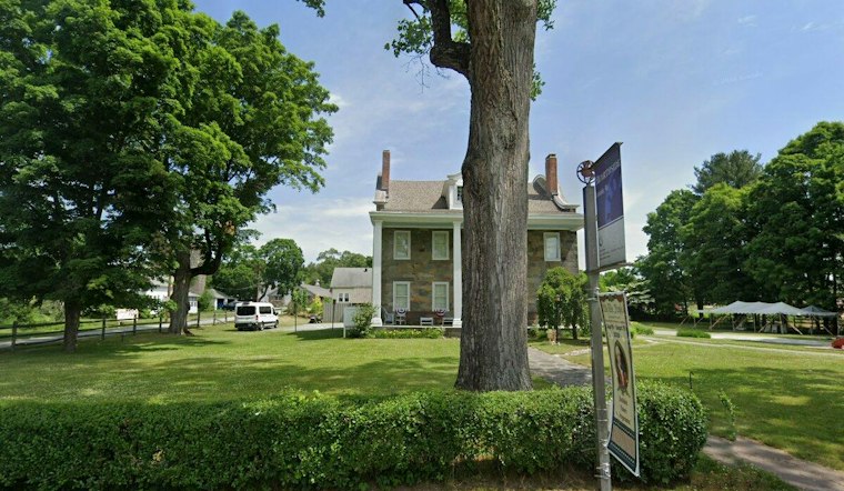 Friends of Hearthside Schedules Silver Jubilee for Nov. 7