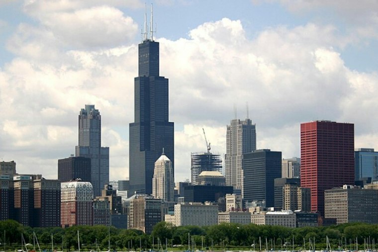 From Gray Skies to Mild Days: Chicago Heads for a Warm Halloween Week