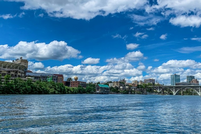 From Shorts To Frost: Knoxville’s October Heat Wave Crashes This Weekend