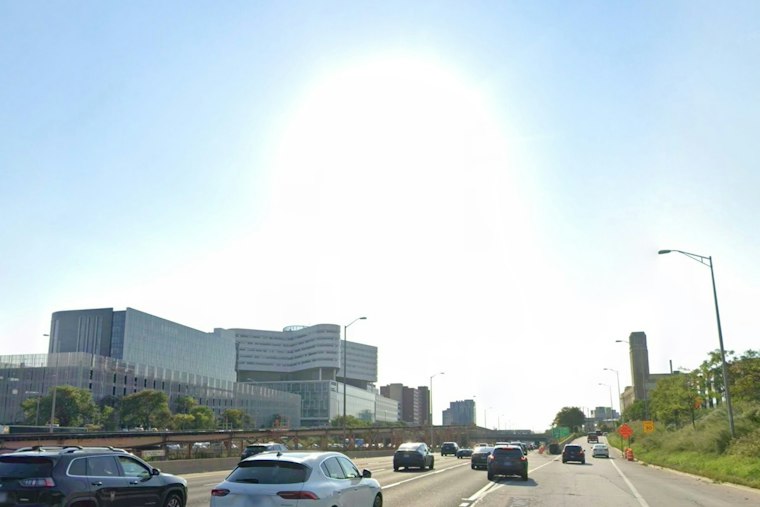 Frost Nips the Burbs as Chicago Warms to a Sun-Soaked Week