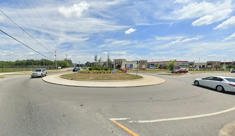 Gainesville Motorcyclist, 31, Dies After Flying Off Alachua County Roundabout