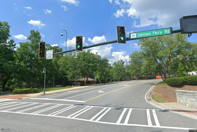 Gas Main Hit Shuts Down Johnson Ferry Road, Sends Sandy Springs Crews Scrambling