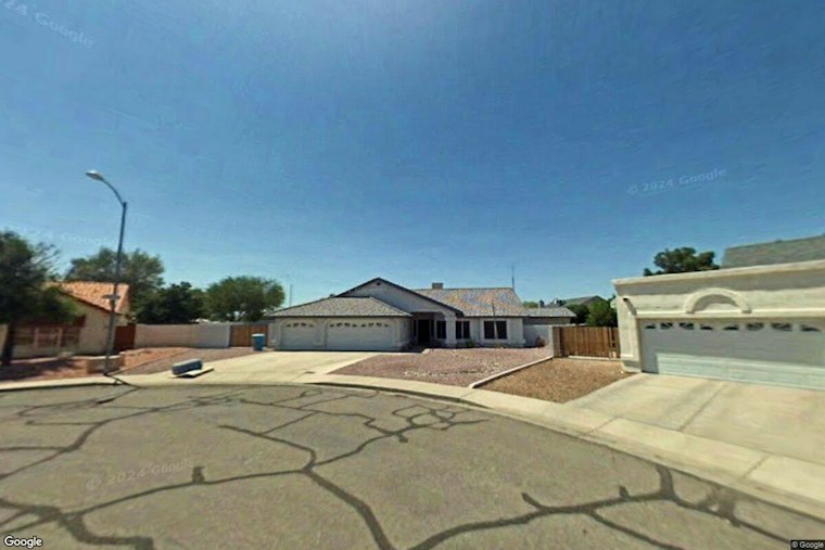 Glendale Family Turns Home Into 20-Room Haunt, Draws 8,000 Visitors
