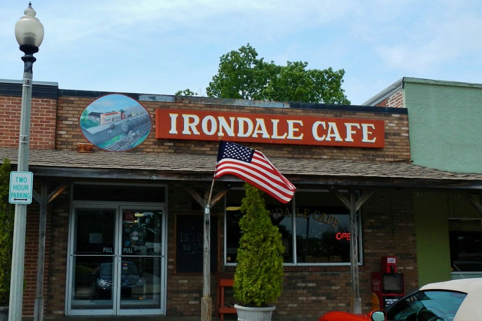 Golden Rule Bar-B-Q Shut for Weeks After Irondale Kitchen Fire