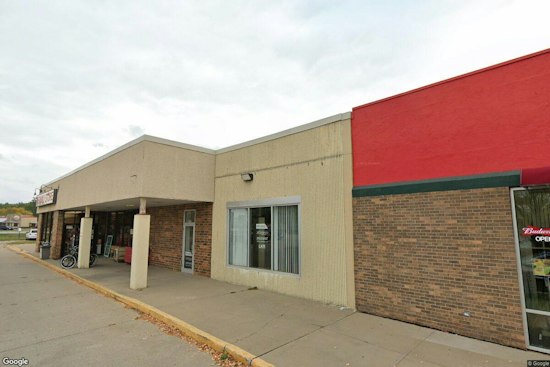 Golden Yolk Cracks Open on Boyrum Street, Bringing Skillets to Iowa City's South Side