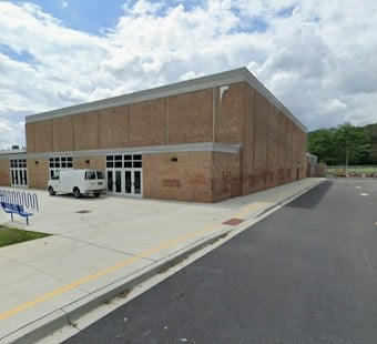 GOP Candidates Pitch Shuttered Golden Ring School to Fix Overlea's Trailer Crowding